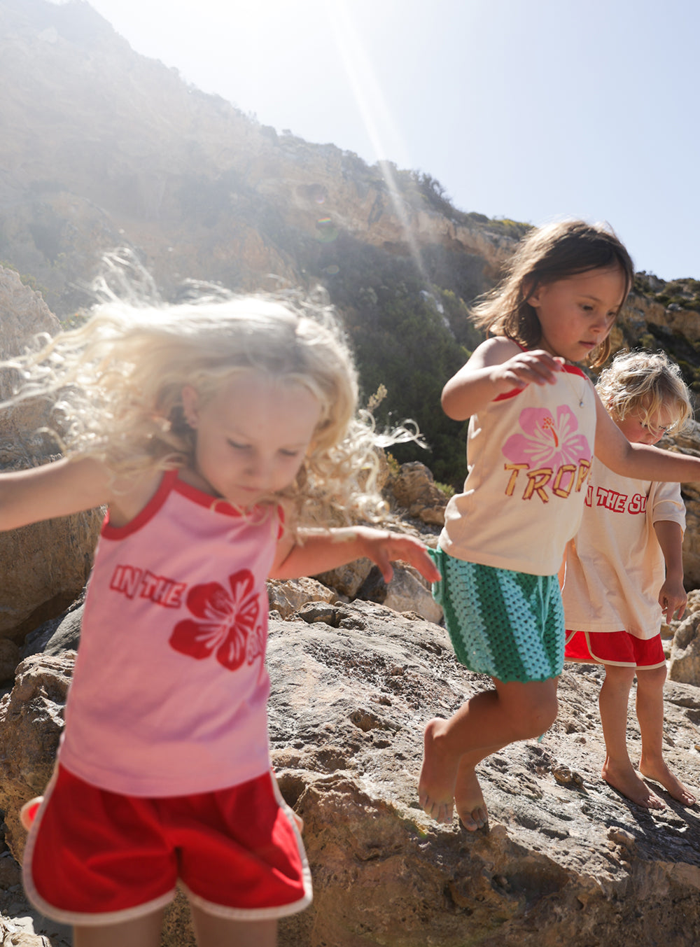 Cream & Red Tropics Singlet